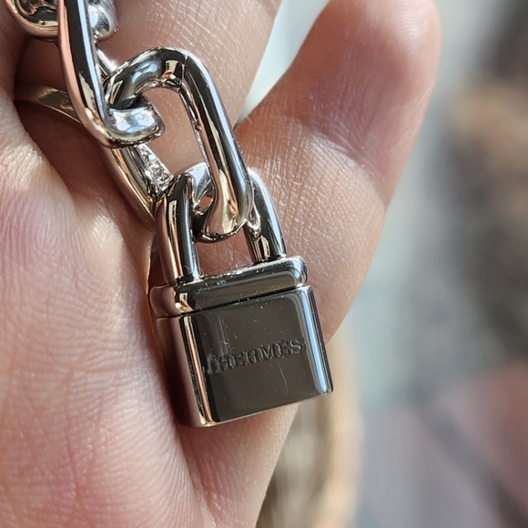 hermes diamond watch - Picture 10 of 16